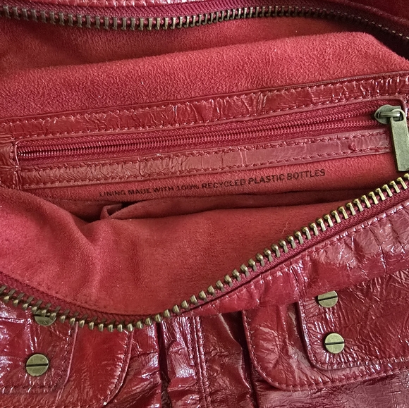 MATT & NAT~ Red Women's Bag - Picture 5 of 9